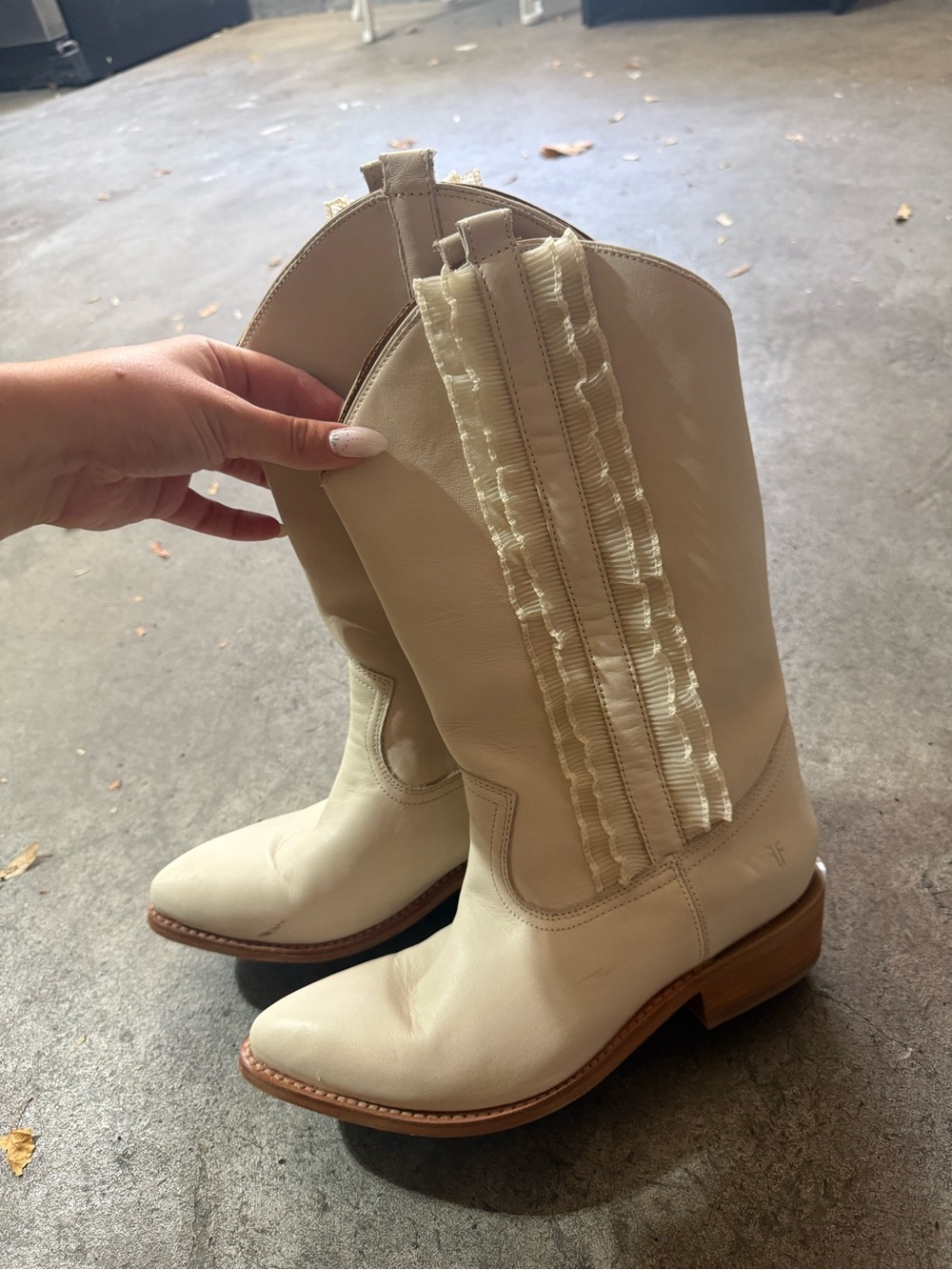 Frye Cream Western Ruffled Pull-On Boots